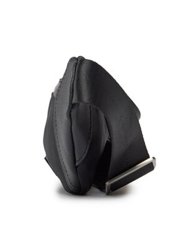 Guess Saszetka nerka HMECRN P3432 Czarny. Kolor: czarny. Materiał: materiał