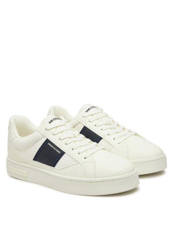 Armani Exchange Sneakersy XUX241 XV911 U388 Biały. Kolor: biały. Materiał: materiał