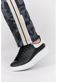 PALM ANGELS Szare spodnie męskie w moro, Rozmiar M. Kolor: szary. Materiał: dresówka. Długość: krótkie. Wzór: moro #4