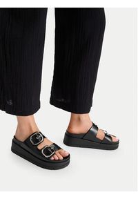 DeeZee Klapki CEO-HY62273-2 Czarny. Kolor: czarny. Materiał: materiał #4