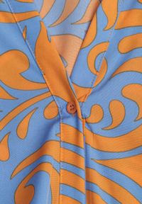 Renee - Niebiesko-Pomarańczowa Sukienka Koszulowa Maxi z Materiałowym Paskiem w Abstrakcyjny Print Lirans. Kolor: niebieski. Materiał: materiał. Wzór: nadruk. Typ sukienki: koszulowe. Długość: maxi #7