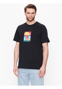 Converse T-Shirt Layres Of Earth 10024590-A02 Czarny Standard Fit. Kolor: czarny. Materiał: bawełna #1