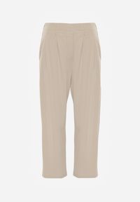Born2be - Beżowe Spodnie z Eleganckimi Zakładkami i Nogawkami o Długości 3/4 Dorasea. Okazja: do pracy, na co dzień. Kolekcja: plus size. Kolor: beżowy. Styl: elegancki #2