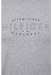 TOMMY HILFIGER - Tommy Hilfiger t-shirt bawełniany kolor szary z nadrukiem. Kolor: szary. Materiał: bawełna. Wzór: nadruk #3