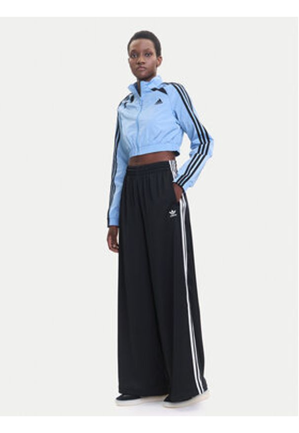 Adidas - adidas Spodnie dresowe adicolor Satin IU2520 Czarny Wide Leg. Kolor: czarny. Materiał: syntetyk