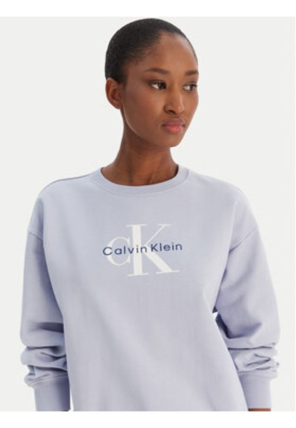Calvin Klein Jeans Bluza Monologo LV047B234G Fioletowy Regular Fit. Kolor: fioletowy. Materiał: bawełna