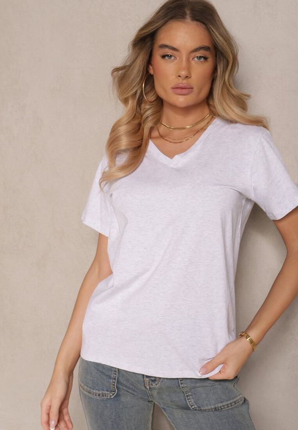 Renee - Jasnoszary T-shirt z Bawełny z Dekoltem w Serek Tanirea. Okazja: na co dzień. Typ kołnierza: dekolt w serek. Kolor: szary. Materiał: bawełna. Styl: casual
