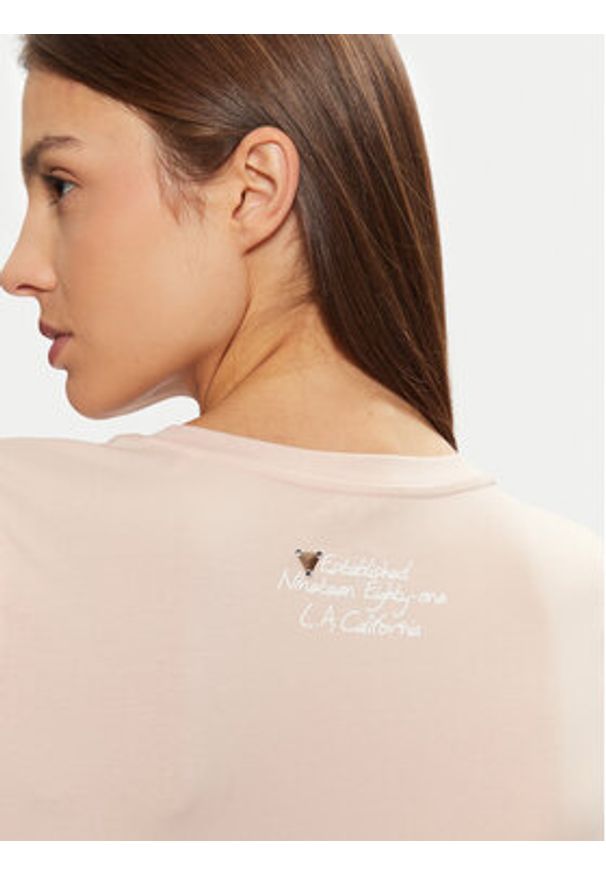 Guess T-Shirt W5RI22 J1314 Écru Regular Fit. Materiał: bawełna