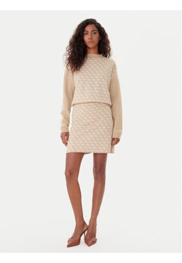 Guess Golf W5BR23 Z3JD2 Beżowy Relaxed Fit. Typ kołnierza: golf. Kolor: beżowy. Materiał: syntetyk