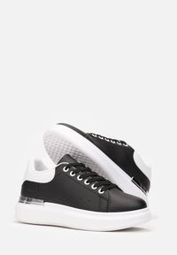Born2be - Czarne Sneakersy Ohei. Nosek buta: okrągły. Kolor: czarny. Materiał: materiał. Szerokość cholewki: normalna. Wzór: kolorowy, aplikacja #4