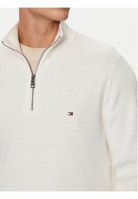 TOMMY HILFIGER - Tommy Hilfiger Sweter MW0MW35471 Écru Regular Fit. Materiał: bawełna #5