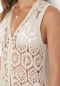 Born2be - Beżowa Bawełniana Midi Sukienka Narzutka z Ażurowej Tkaniny Zapinana na Guziki Lotia. Kolor: beżowy. Materiał: bawełna, tkanina. Wzór: ażurowy #3