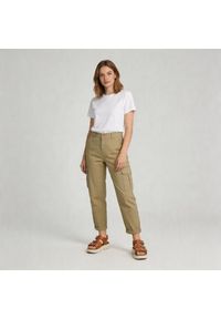 Sandały damskie Hee, cholewka ze skóry naturalnej paski z regulacją na klamry grubsza podeszwa casualowy styl, brązowe, 26100. Okazja: na co dzień. Zapięcie: klamry. Kolor: brązowy. Materiał: skóra. Wzór: paski. Styl: casual #4