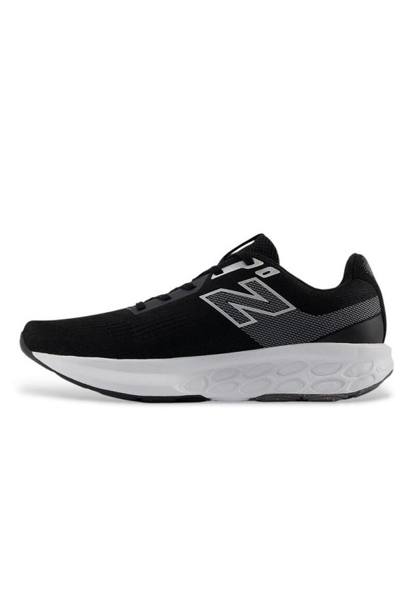 Buty do biegania damskie New Balance Lk9 W520. Kolor: czarny. Materiał: materiał, syntetyk. Szerokość cholewki: normalna. Sport: bieganie