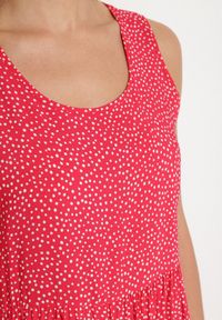 Born2be - Czerwona Bawełniana Sukienka w Kropki z Falbanami Zerolia. Okazja: na spotkanie biznesowe, do pracy, na co dzień. Kolor: czerwony. Materiał: bawełna. Wzór: kropki. Typ sukienki: proste. Styl: casual, klasyczny, biznesowy #4