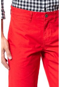 Mustang - SPODENKI MUSTANG Classic Chino Short Flame Scarlet 1009613 7130. Materiał: materiał