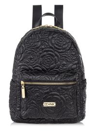 Ochnik - Czarny plecak damski w kwiatowy wzór. Kolor: czarny. Materiał: nylon. Wzór: kwiaty #1