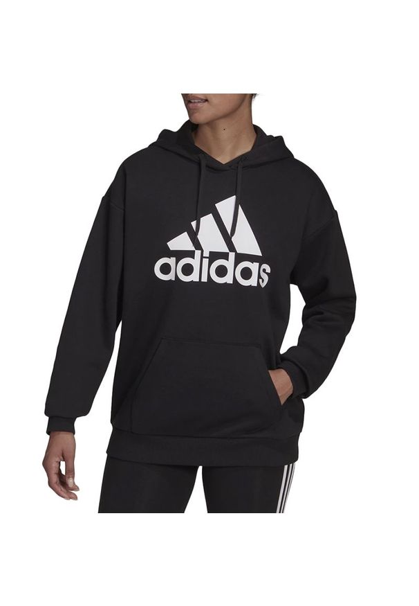 Adidas - Bluza adidas Essentials Logo Boyfriend Fleece Hoodie HD1756 - czarne. Typ kołnierza: kaptur. Kolor: czarny. Materiał: bawełna, poliester, materiał, wiskoza. Wzór: aplikacja, nadruk. Styl: klasyczny, sportowy