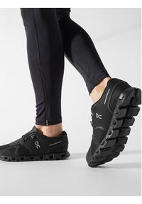 On Sneakersy Cloud 5 5998986 Czarny. Kolor: czarny. Materiał: materiał