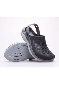Klapki Crocs Literide 360 Kids Clog Jr 207021-0DD szare. Okazja: na co dzień. Kolor: szary. Sezon: lato. Styl: casual #4