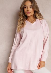 Renee - Różowa Bluza z Kapturem o Wydłużonym Fasonie Zanida. Typ kołnierza: kaptur. Kolor: różowy. Materiał: tkanina. Wzór: gładki. Sezon: jesień, wiosna