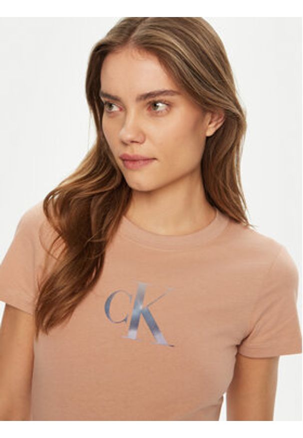 Calvin Klein Jeans T-Shirt Gradient J20J224982 Koralowy Slim Fit. Kolor: pomarańczowy. Materiał: bawełna. Wzór: gradientowy