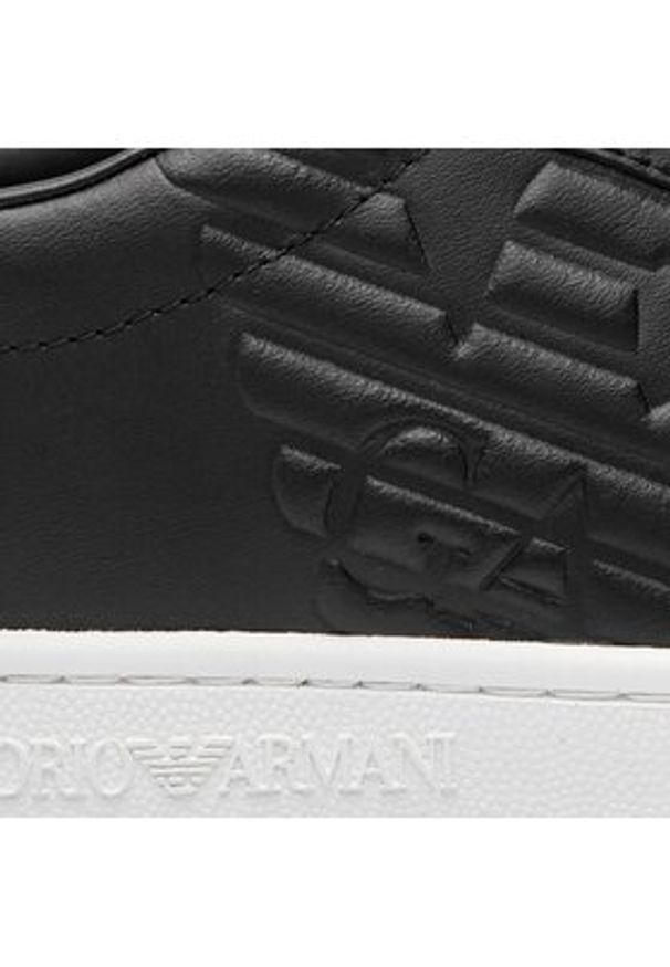 EA7 Emporio Armani Sneakersy Czarny. Kolor: czarny. Materiał: skóra