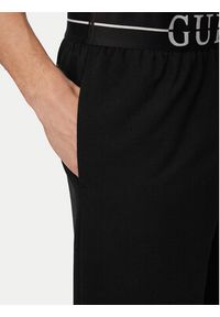 Guess Szorty sportowe U6GD00 KC241 Czarny Regular Fit. Kolor: czarny. Materiał: bawełna. Styl: sportowy #4