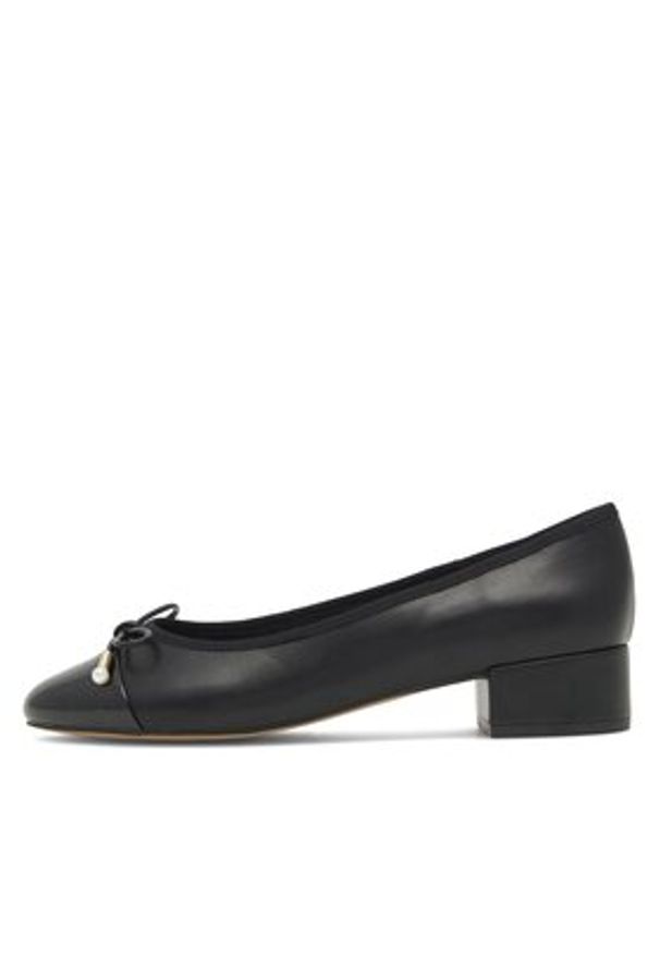 Nine West Baleriny WFA2608-1 Czarny. Kolor: czarny. Materiał: skóra