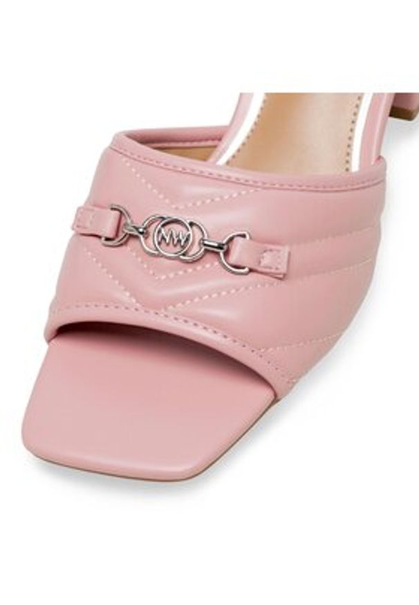 Nine West Klapki 123AL0687 Różowy. Kolor: różowy. Materiał: syntetyk