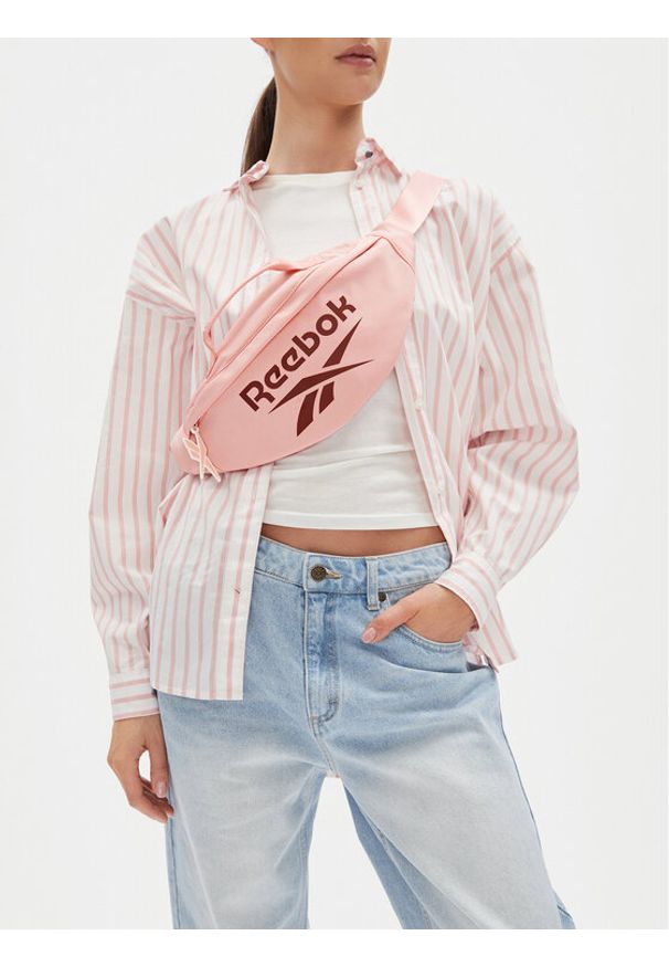 Reebok Nerka RBK-039-CCC-05 Różowy. Kolor: różowy. Materiał: materiał