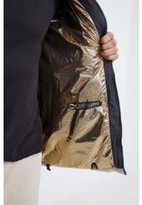 columbia - Columbia kurtka Ballistic Ridge Oversized Puffer męska kolor beżowy zimowa oversize. Typ kołnierza: kaptur. Kolor: beżowy. Materiał: syntetyk, włókno. Sezon: zima #5