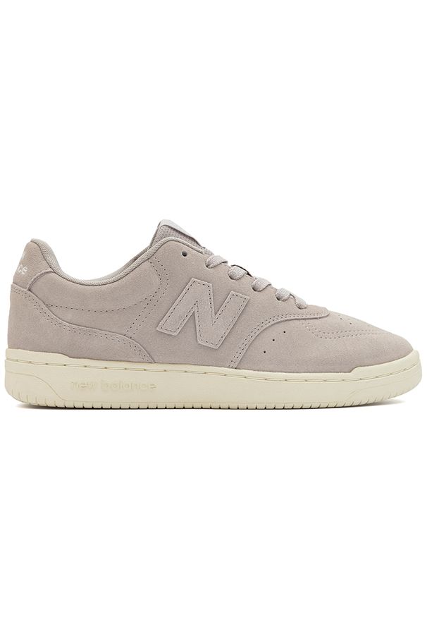 Buty unisex New Balance BB80SLG – beżowe. Okazja: na co dzień. Kolor: beżowy. Materiał: guma, skóra, syntetyk, materiał. Szerokość cholewki: normalna