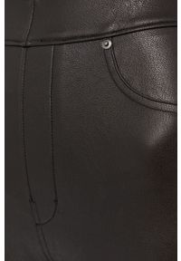 Spanx Legginsy modelujące Leather-Like Ankle Skinny damskie kolor brązowy gładkie. Kolor: brązowy. Wzór: gładki #4