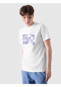 4f - 4F T-shirt regular z nadrukiem męski - biały L. Okazja: na co dzień. Kolor: biały. Materiał: dzianina, bawełna, jersey. Długość rękawa: krótki rękaw. Długość: krótkie. Wzór: nadruk. Styl: klasyczny, sportowy, casual