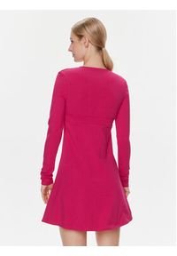 Tommy Jeans Sukienka codzienna Xs Badge DW0DW16484 Różowy Slim Fit. Okazja: na co dzień. Kolor: różowy. Materiał: bawełna. Typ sukienki: proste. Styl: casual #3