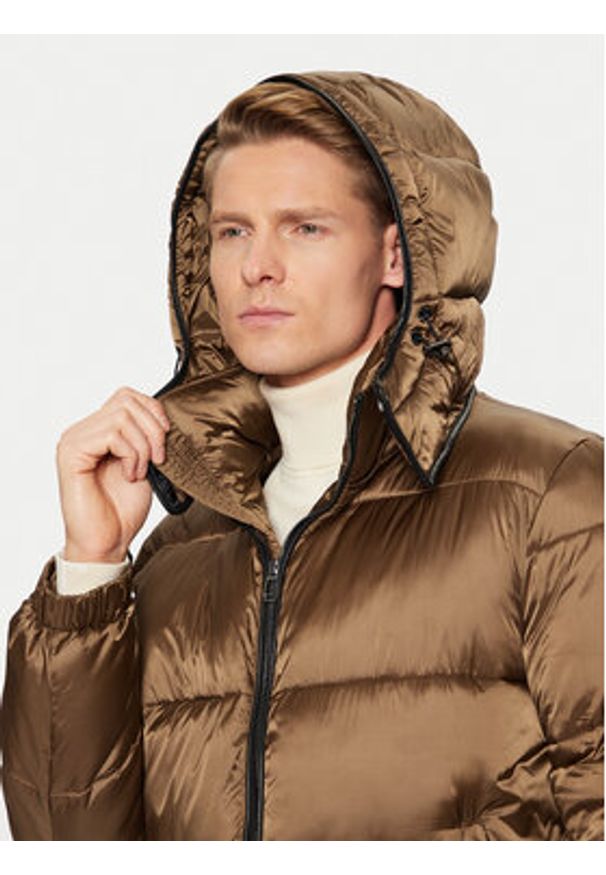 JOOP! Kurtka zimowa 17 JO-125Ambro 30044256 Brązowy Regular Fit. Kolor: brązowy. Materiał: syntetyk. Sezon: zima