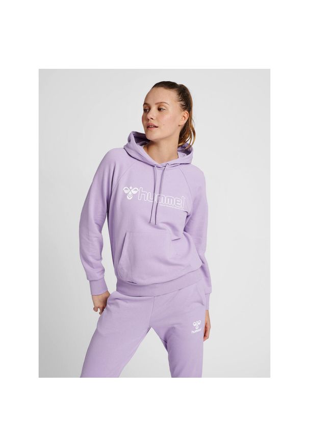Damska bluza z kapturem Hummel Noni 2.0. Typ kołnierza: kaptur. Kolor: fioletowy. Materiał: bawełna, poliester. Długość rękawa: raglanowy rękaw. Sport: piłka ręczna