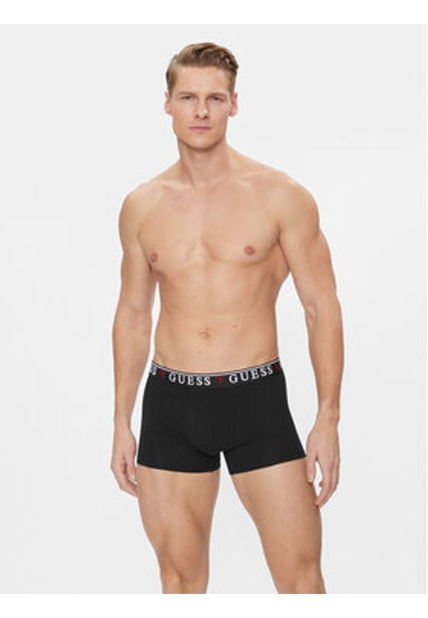 Guess Komplet 3 par bokserek Brian U97G01 KCD31 Kolorowy. Materiał: bawełna. Wzór: kolorowy