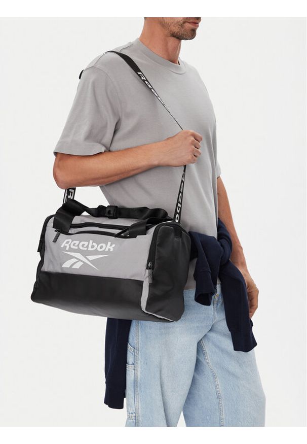 Reebok Torba sportowa RBK-035-CCC-05 Szary. Kolor: szary. Materiał: poliester
