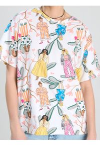 Sinsay - Bawełniana koszulka z nadrukiem modowym allover - wielobarwny. Materiał: bawełna. Wzór: nadruk #1