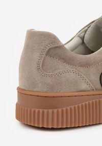 Born2be - Beżowe Zamszowe Sneakersy w Stylu Kultowych Tenisówek ze Skórzaną Wkładką Berosele. Okazja: na co dzień. Kolor: beżowy. Materiał: zamsz, skóra #9