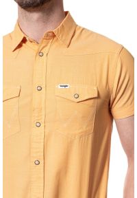 Wrangler - KOSZULA MĘSKA KRÓTKI RĘKAW WRANGLER SS ROLL WESTERN AMBER YELLOW W5A114MUY 112129951. Długość rękawa: krótki rękaw. Długość: krótkie #7