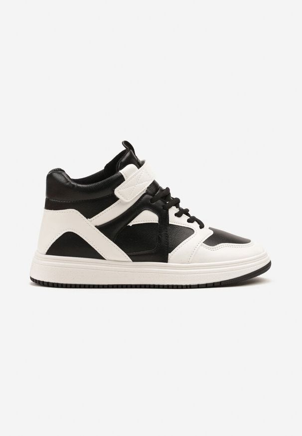 Born2be - Czarno-Białe Sneakersy za Kostkę Olivarre. Okazja: na co dzień, na spacer. Wysokość cholewki: za kostkę. Zapięcie: rzepy. Kolor: czarny. Materiał: jeans, skóra. Sport: turystyka piesza
