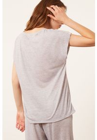 Etam T-shirt piżamowy kolor szary. Kolor: szary. Materiał: dzianina, koronka. Długość: krótkie #4