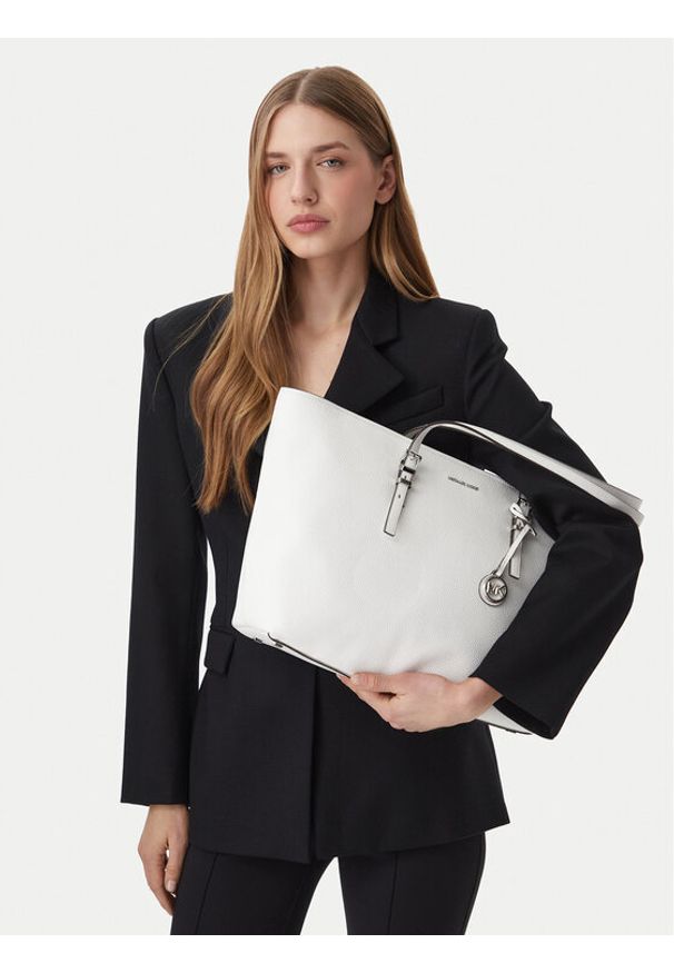 MICHAEL Michael Kors Torebka Quinn 30T5SQNT9L Biały. Kolor: biały. Materiał: skórzane