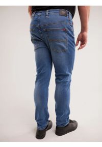 Big-Star - Jeansy męskie dopasowane niebieskie Ronan 397. Kolor: niebieski. Styl: elegancki, sportowy, klasyczny #4