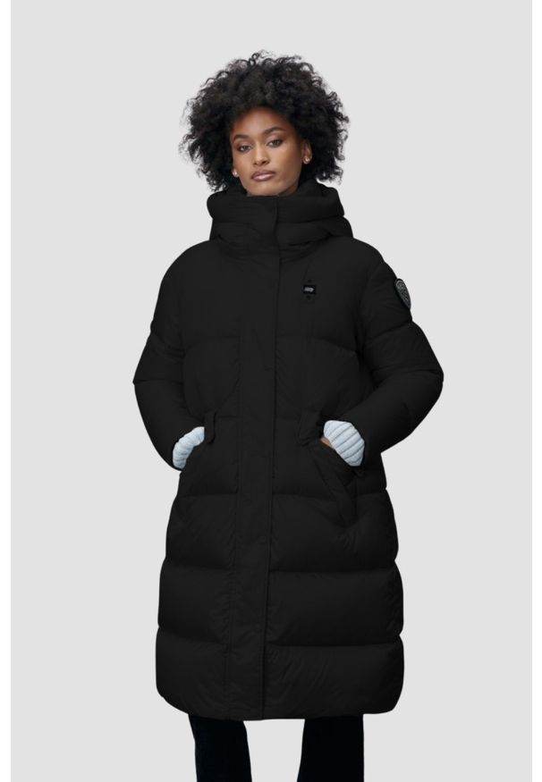 Blauer USA - BLAUER Czarny damski płaszcz Lena Raincoat Long Jackets, Rozmiar XS. Kolor: czarny. Materiał: puch, poliamid. Długość rękawa: długi rękaw. Długość: długie. Styl: elegancki
