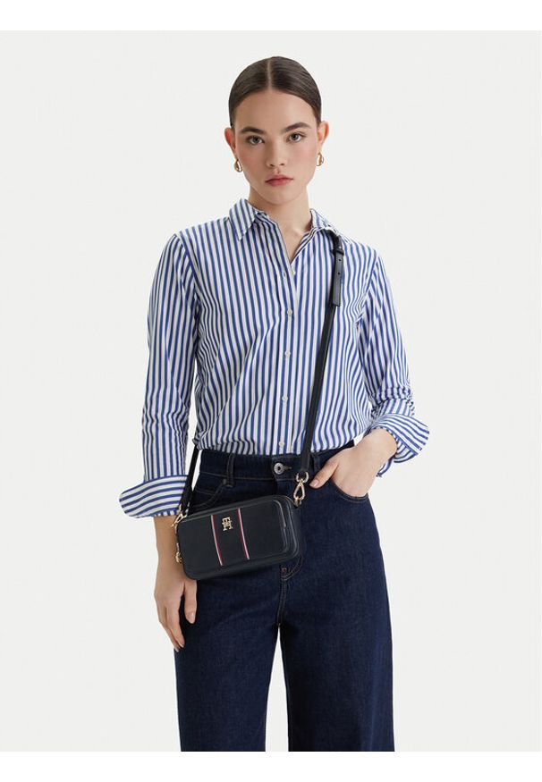 TOMMY HILFIGER - Tommy Hilfiger Torebka Th Daily Camera Bag Corp AW0AW18640 Granatowy. Kolor: niebieski. Materiał: skórzane