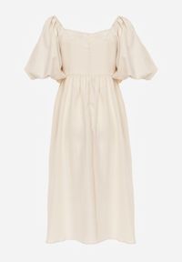 Born2be - Beżowa Rozkloszowana Sukienka Midi z Bufiastymi Rękawami i Kwadratowym Dekoltem Ceania. Okazja: na co dzień. Typ kołnierza: dekolt kwadratowy. Kolor: beżowy. Wzór: gładki. Typ sukienki: proste. Materiał: tkanina. Sezon: lato. Styl: casual, elegancki. Długość: midi #5